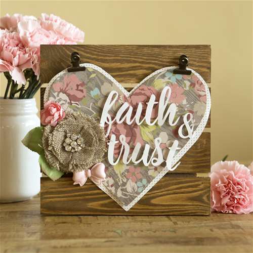 Faith &amp; Trust Pallet Art